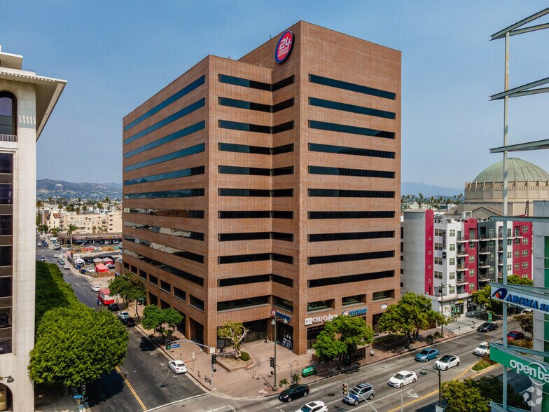 3699 Wilshire Blvd, Los Angeles, CA à louer - Photo du bâtiment - Image 1 de 11