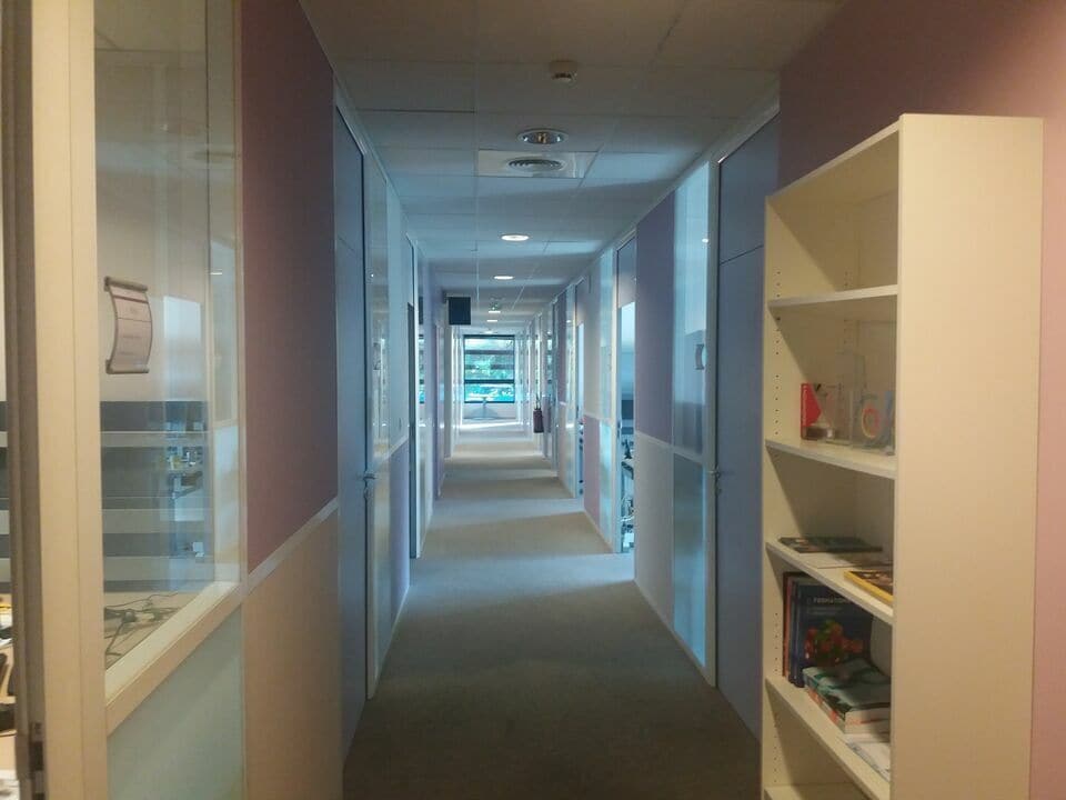 Office in Montbonnot-Saint-Martin for lease Interior Photo- Image 1 of 27