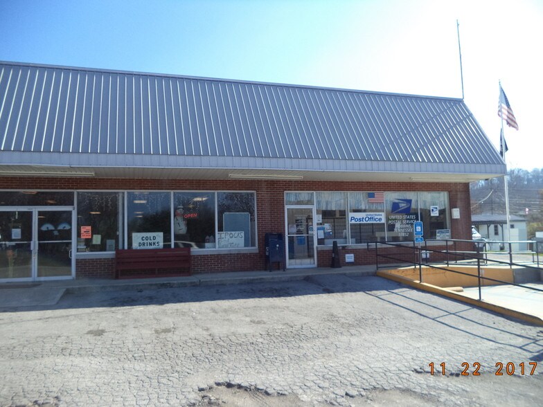 5900 Scott Hwy, Robbins, TN à vendre - Photo du bâtiment - Image 2 de 12