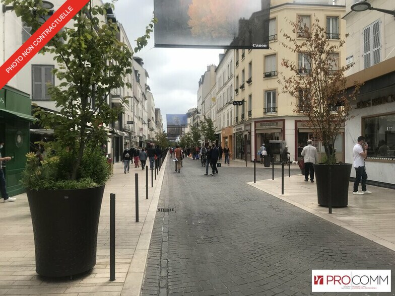 Commerce de détail dans Vincennes à louer - Photo du bâtiment - Image 2 de 5