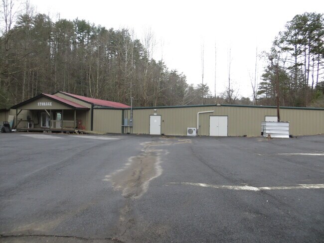 More details for 3875 Tails Creek Rd, Ellijay, GA - Retail for Sale