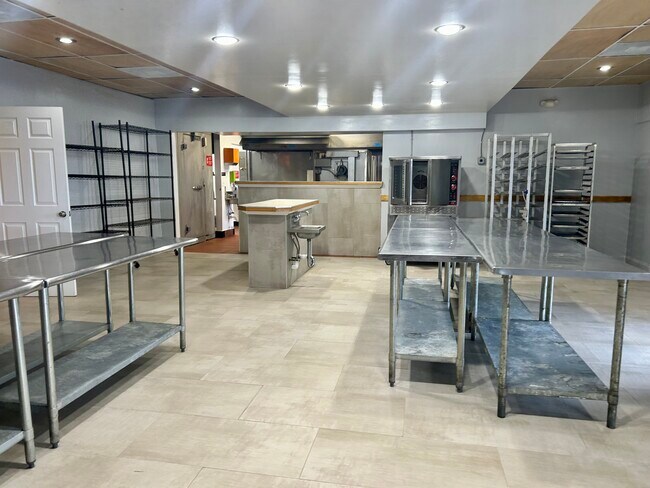 Plus de détails pour 2083 N Powerline Rd, Pompano Beach, FL - Local d'activités à louer