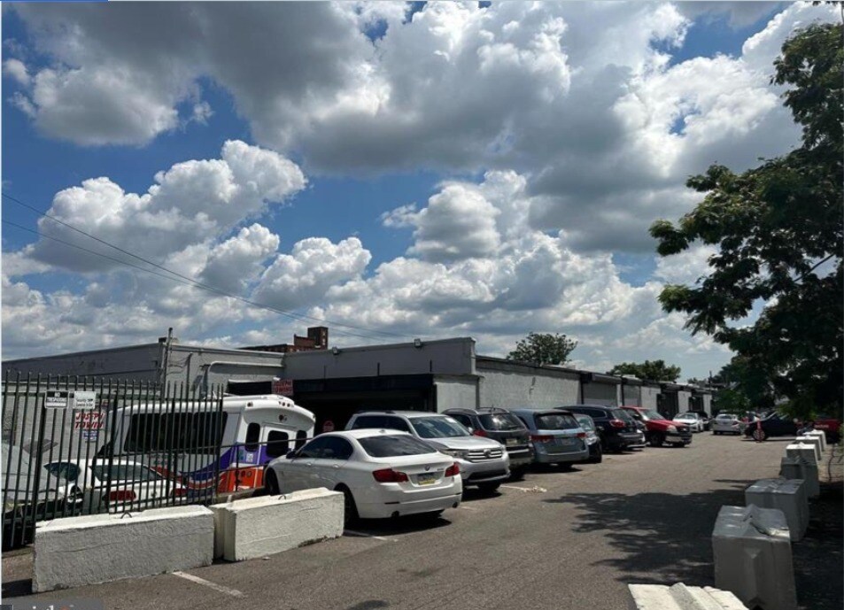 2929-69 B St, Philadelphia, PA à vendre Photo du bâtiment- Image 1 de 17