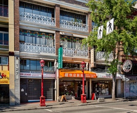 127-129 E Pender St, Vancouver, BC for lease Building Photo- Image 1 of 1