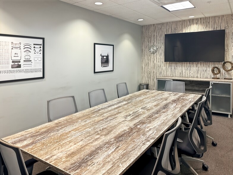 111 N Orange Ave, Orlando, FL for lease - Interior Photo - Image 3 of 21