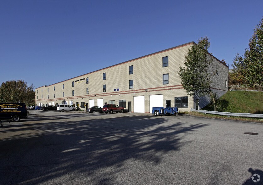 41 Brigham St, Marlborough, MA à louer - Photo du bâtiment - Image 1 de 9