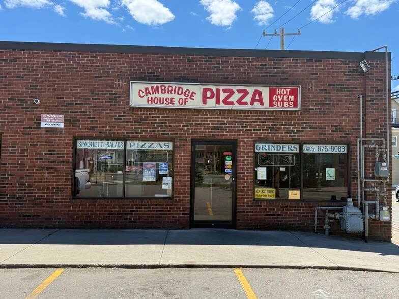 2420 Massachusetts Ave, Cambridge, MA for lease - Primary Photo - Image 1 of 20