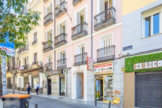 Plus de détails pour Multi-résidentiel à vendre