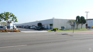 Plus de détails pour 13535-13543 Alondra Blvd, Santa Fe Springs, CA - Industriel/Logistique à louer