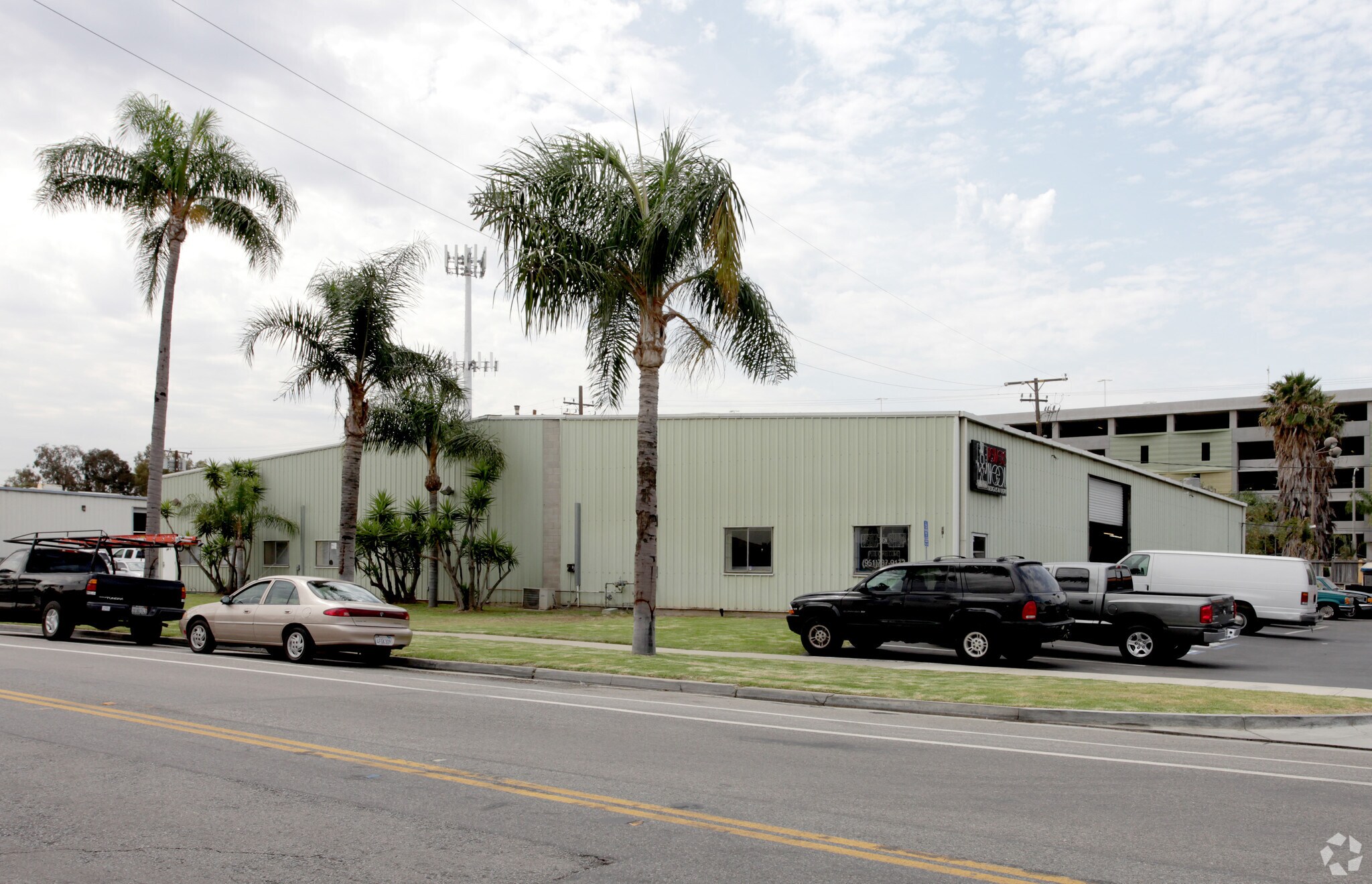 190 E Harrison St, Corona, CA for sale Primary Photo- Image 1 of 3