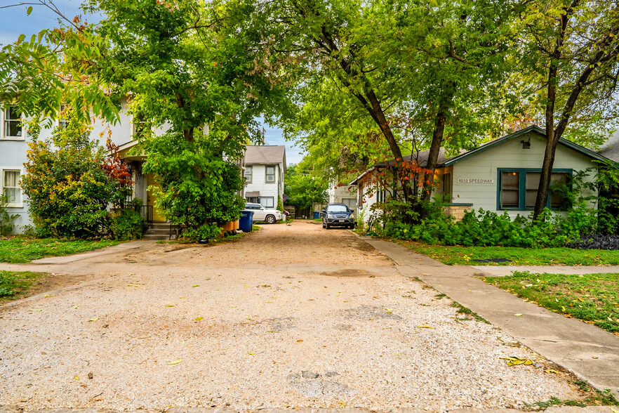 4010 Speedway, Austin, TX à vendre - Photo du bâtiment - Image 1 de 8