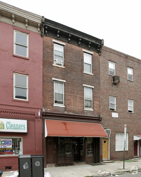 2002 South St, Philadelphia, PA for sale - Building Photo - Image 1 of 8