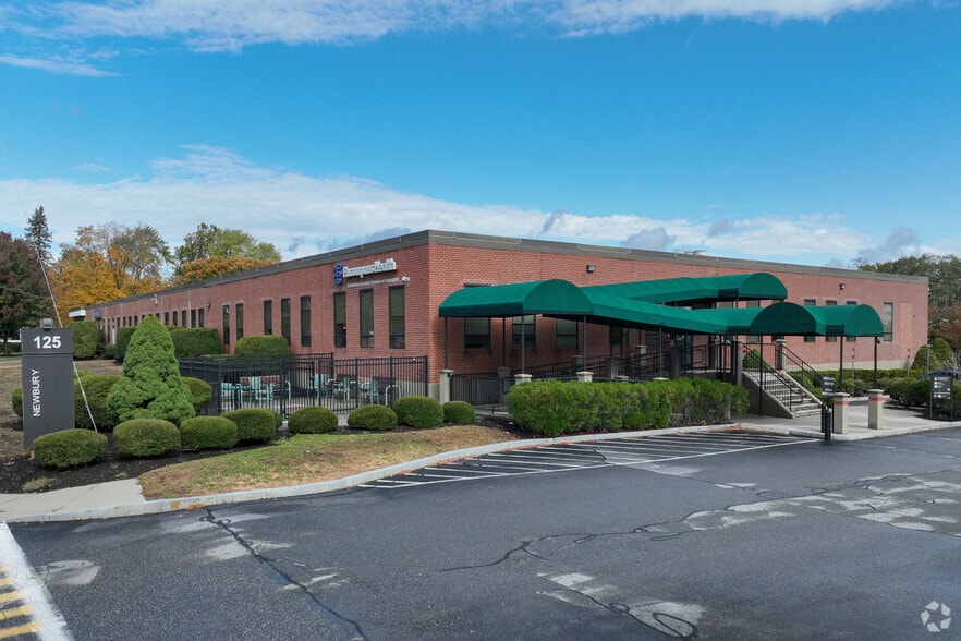125 Newbury St, Framingham, MA for lease - Building Photo - Image 3 of 7