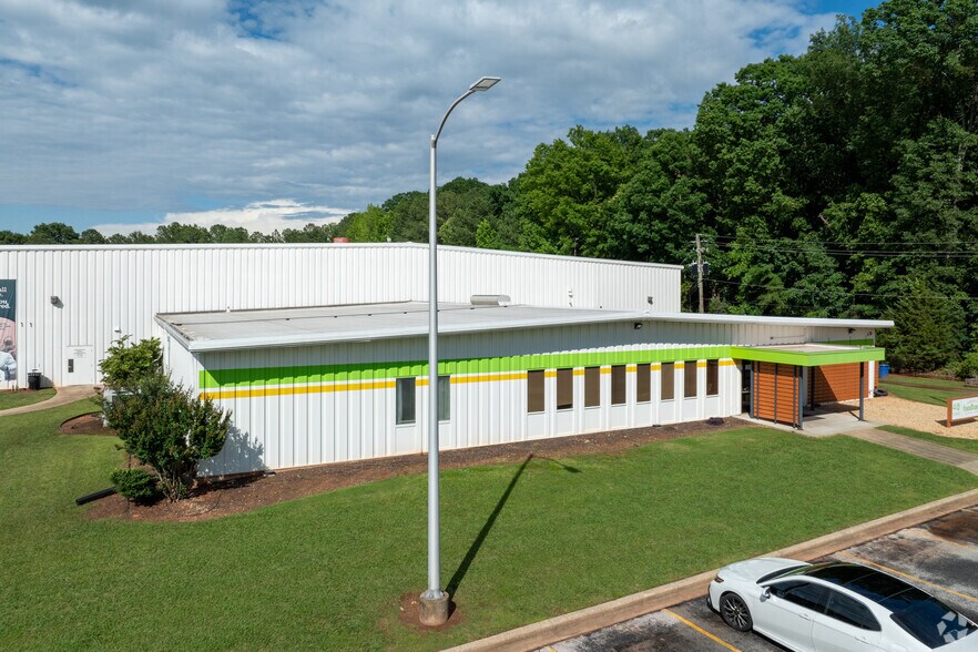 107 Walter Davis Dr, Birmingham, AL à vendre - Photo du bâtiment - Image 3 de 13