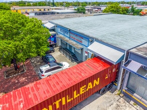 1058 E 27th St, Hialeah, FL for lease Interior Photo- Image 2 of 35