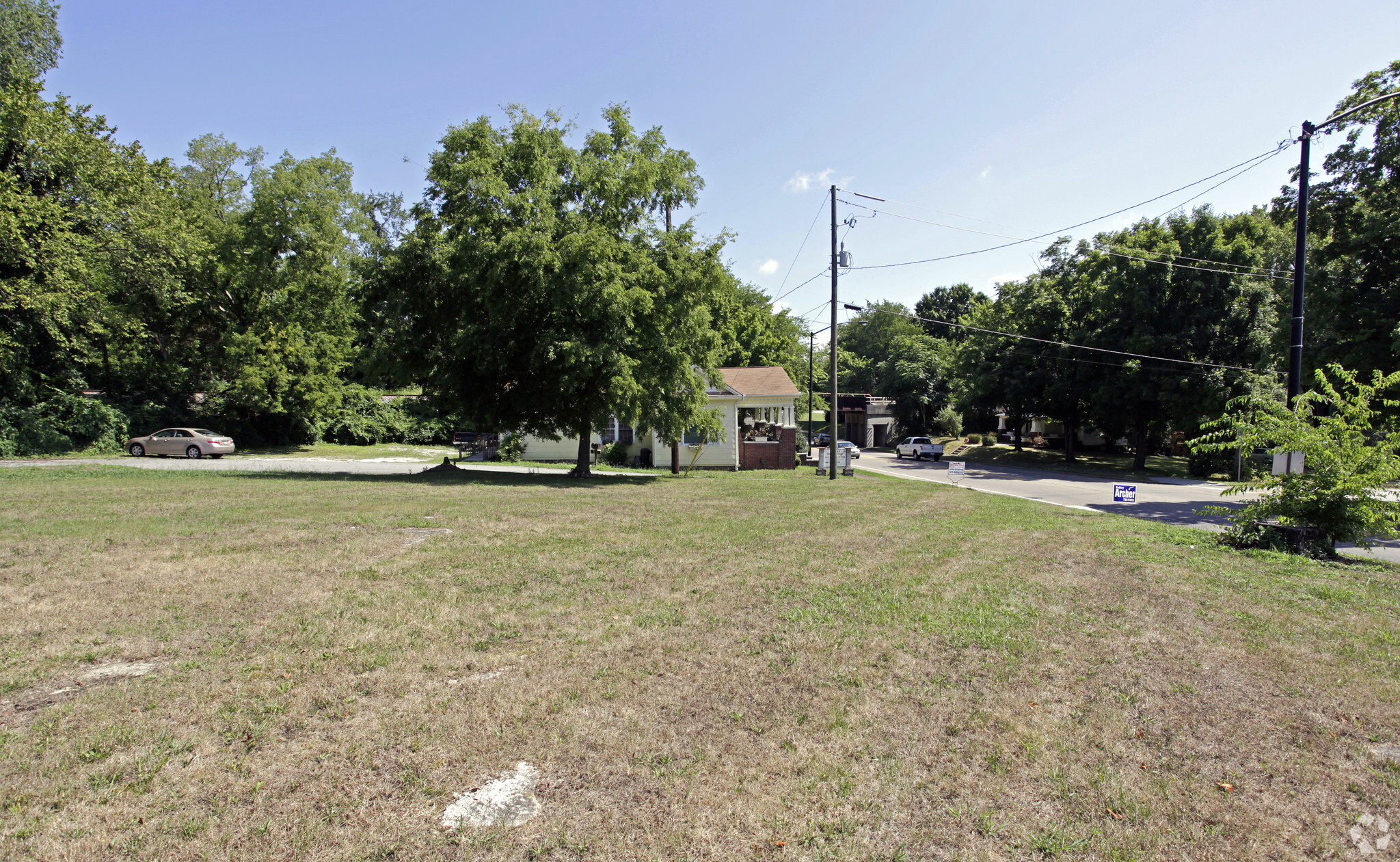 398 N Main St, Clinton, TN à vendre Photo principale- Image 1 de 1