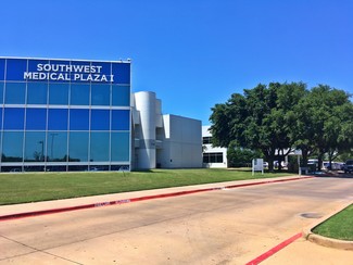 Plus de détails pour 7100 Oakmont Blvd, Fort Worth, TX - Médical à louer