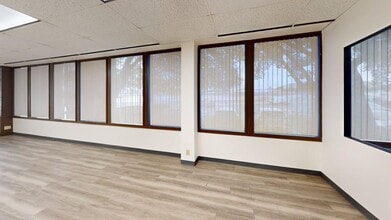 6800 Park Ten Blvd, San Antonio, TX for lease Interior Photo- Image 2 of 4