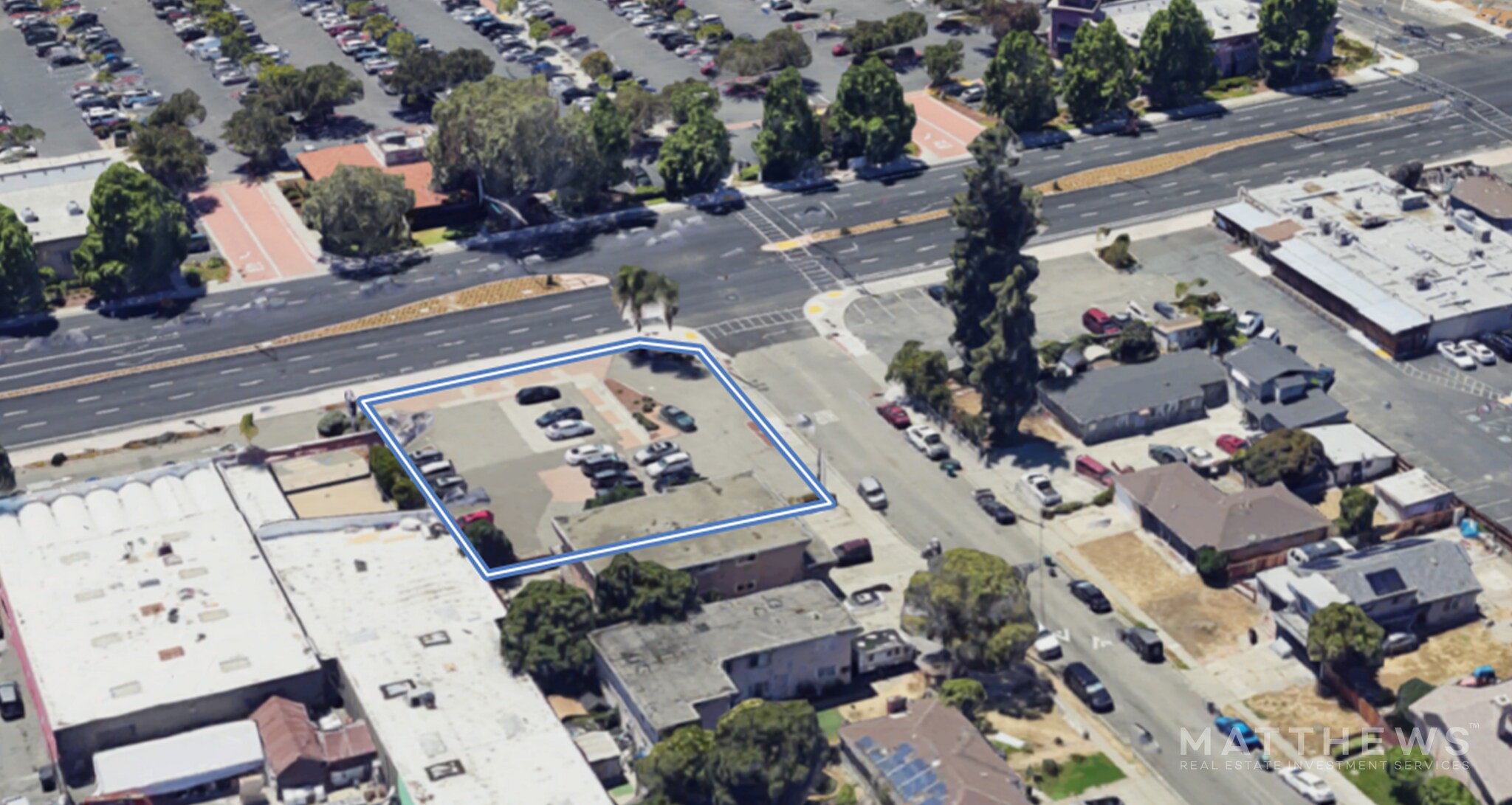 20200 Hesperian Blvd, Hayward, CA à louer Photo principale- Image 1 de 2