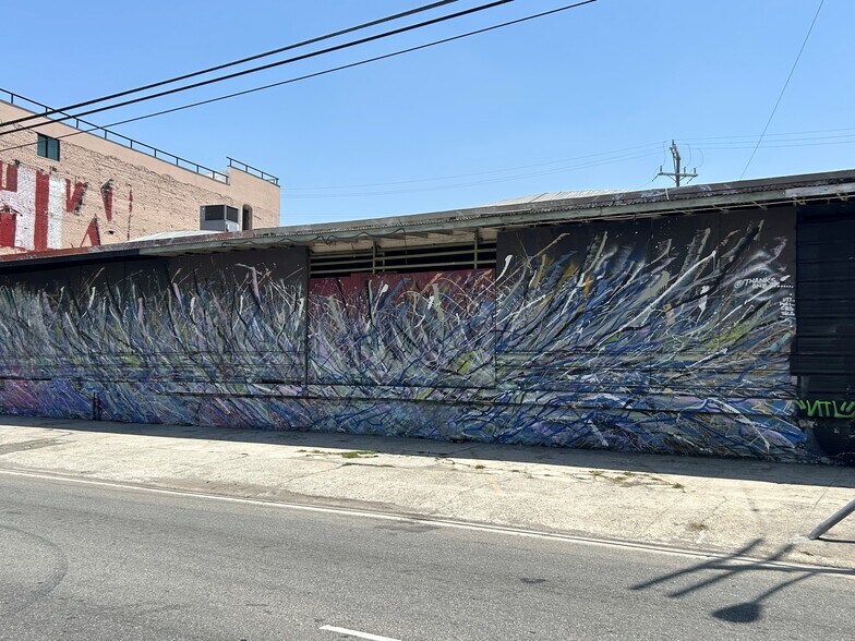 426 S Alameda St, Los Angeles, CA à louer - Photo du bâtiment - Image 2 de 2