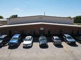 3712 E 2nd St, Edmond OK - Warehouse