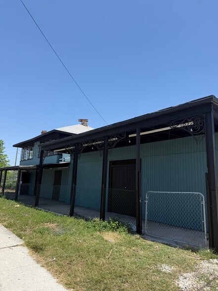 1624 4th St S, Saint Petersburg, FL à louer - Photo du bâtiment - Image 2 de 13