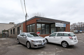 Plus de détails pour 43 Densley Ave, Toronto, ON - Industriel à vendre