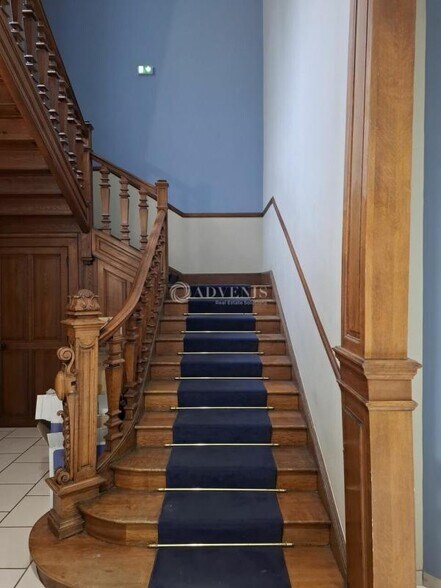 Office in Nancy for lease - Building Photo - Image 2 of 8