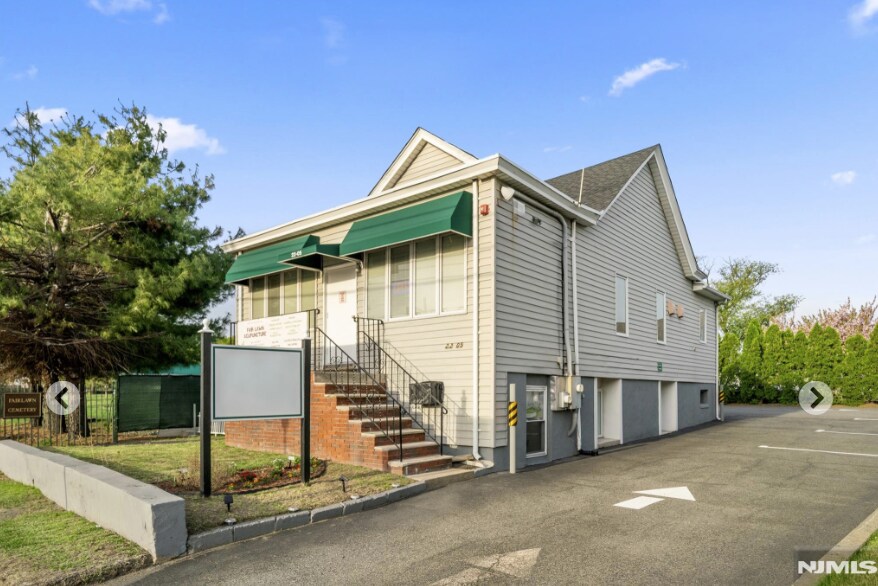 22-05 Maple Ave, Fair Lawn, NJ à vendre Photo du bâtiment- Image 1 de 21
