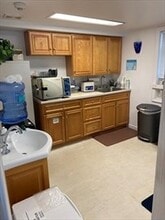 263 Washington St, Dedham, MA à louer Photo intérieure- Image 2 de 5