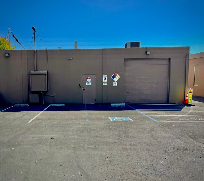 797 San Antonio Rd, Palo Alto, CA for lease - Building Photo - Image 2 of 14
