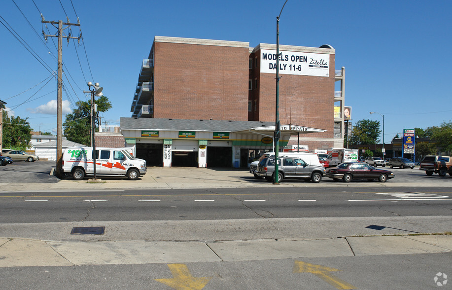 7200 W Addison St, Chicago, IL à vendre - Photo du bâtiment - Image 1 de 1