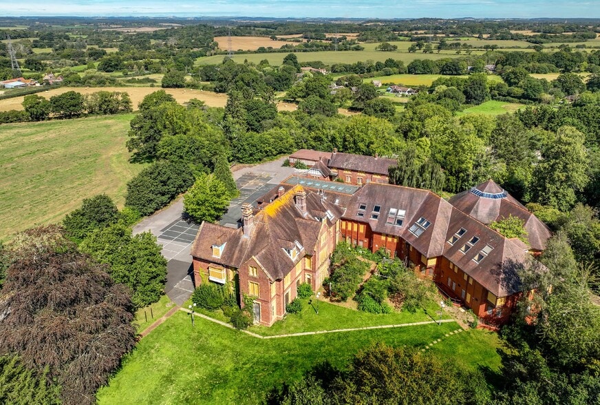 Furzehill, Wimborne for sale - Primary Photo - Image 1 of 11