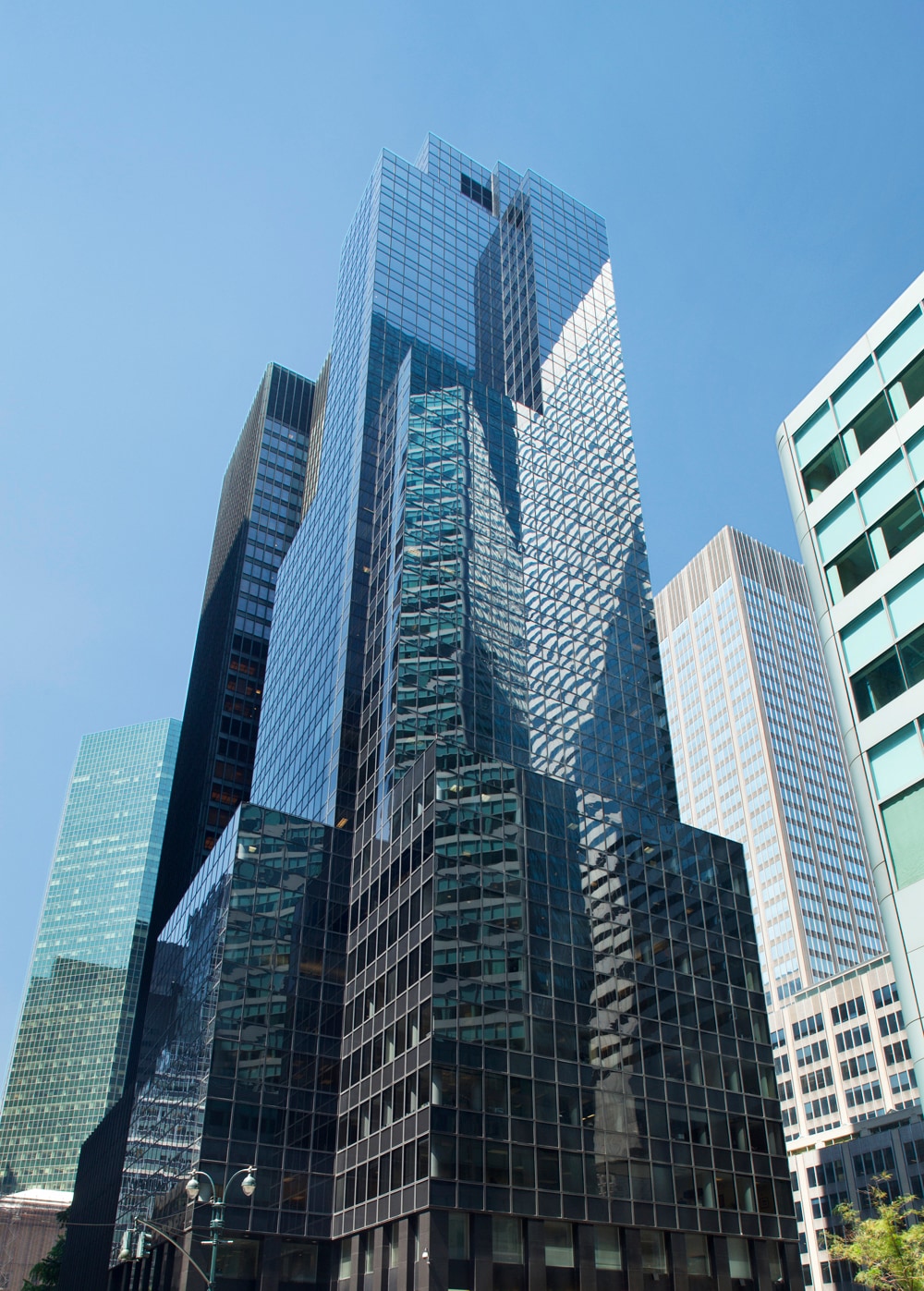 600 Lexington Ave, New York, NY for lease Primary Photo- Image 1 of 8