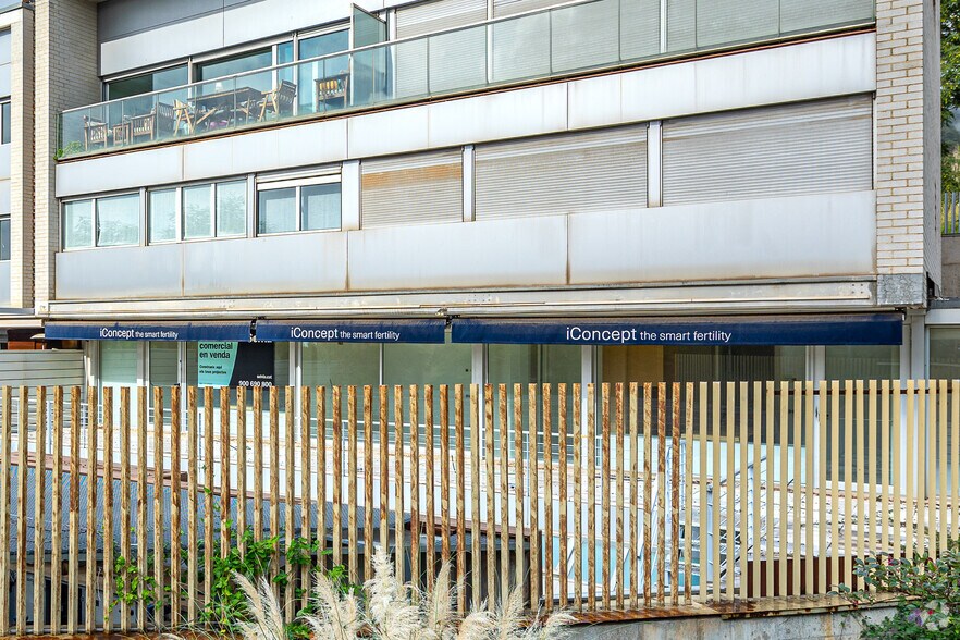 Multifamily in Barcelona, Barcelona for sale - Building Photo - Image 2 of 2