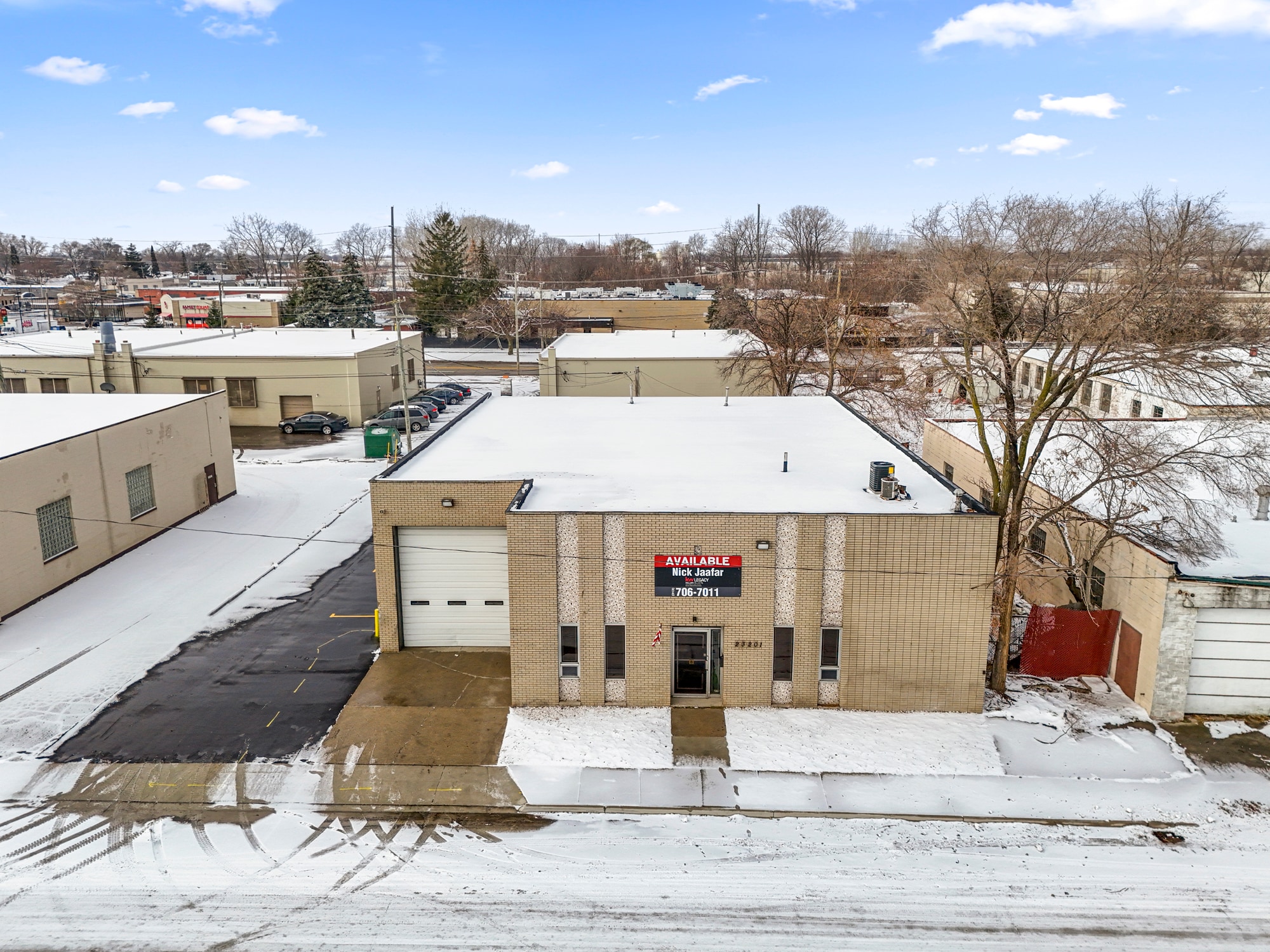 23201 Roseberry Ave, Warren, MI for sale Primary Photo- Image 1 of 11