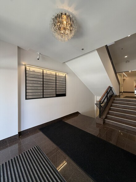 333 W 7th St, Royal Oak, MI à louer - Photo intérieure - Image 2 de 11