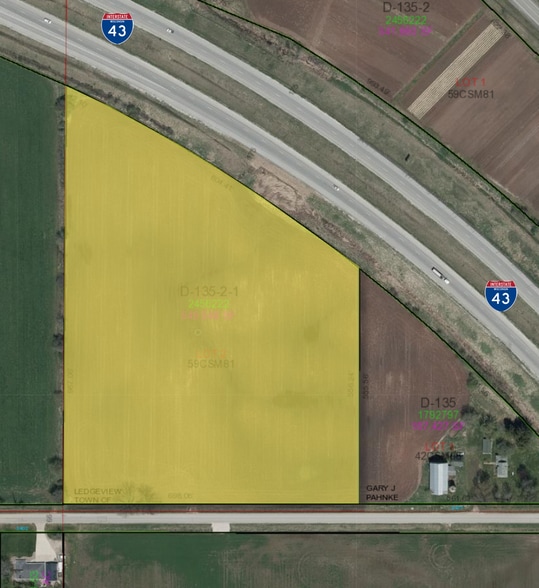 3402 Shadow Ln, Green Bay, WI for sale - Building Photo - Image 2 of 2