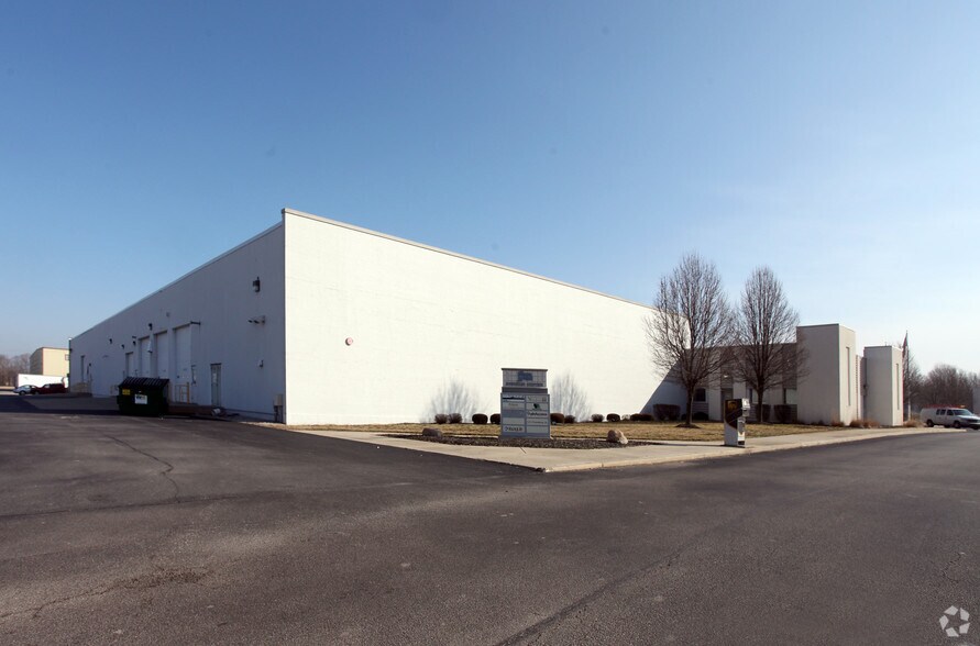 3601 Sagamore Pky N, Lafayette, IN à louer - Photo du bâtiment - Image 3 de 3