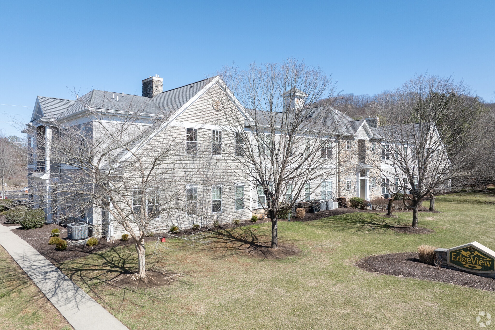 1 Edgeview Dr, Hackettstown, NJ for lease Primary Photo- Image 1 of 13