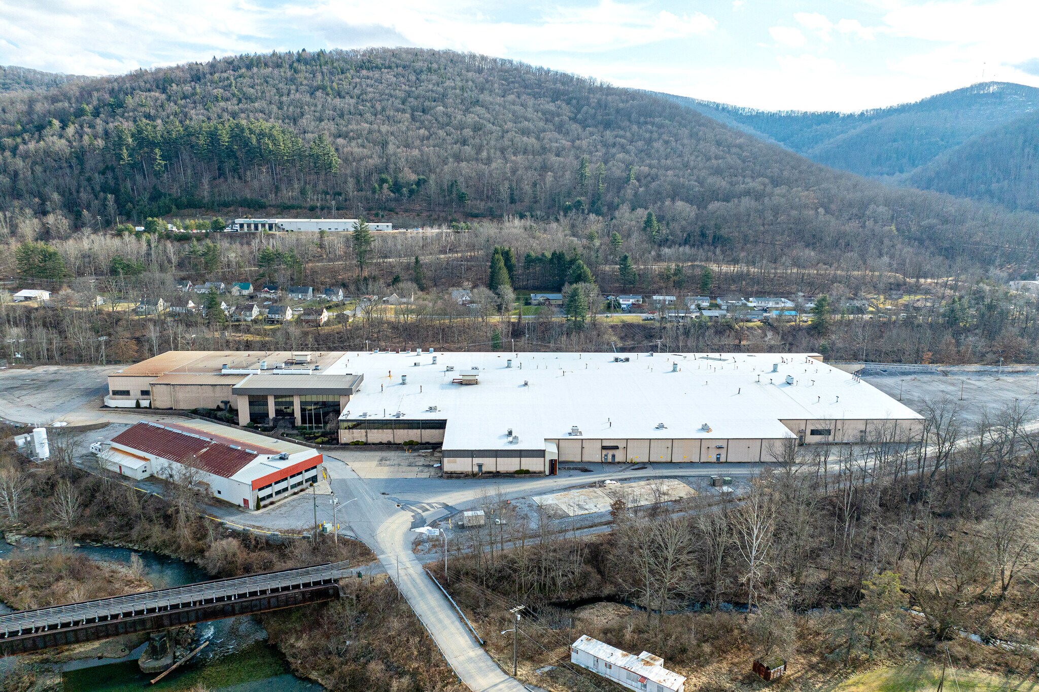 1 Airport Rd, Emporium, PA à vendre Photo principale- Image 1 de 7