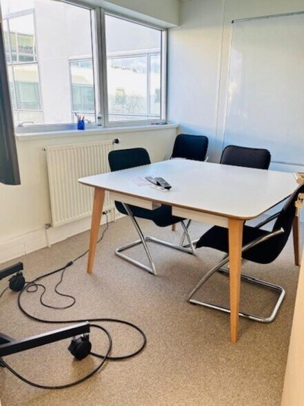 Bureau dans Massy à louer - Photo intérieure - Image 3 de 28