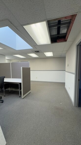 12640 W Cedar Dr, Lakewood, CO for lease - Building Photo - Image 3 of 13