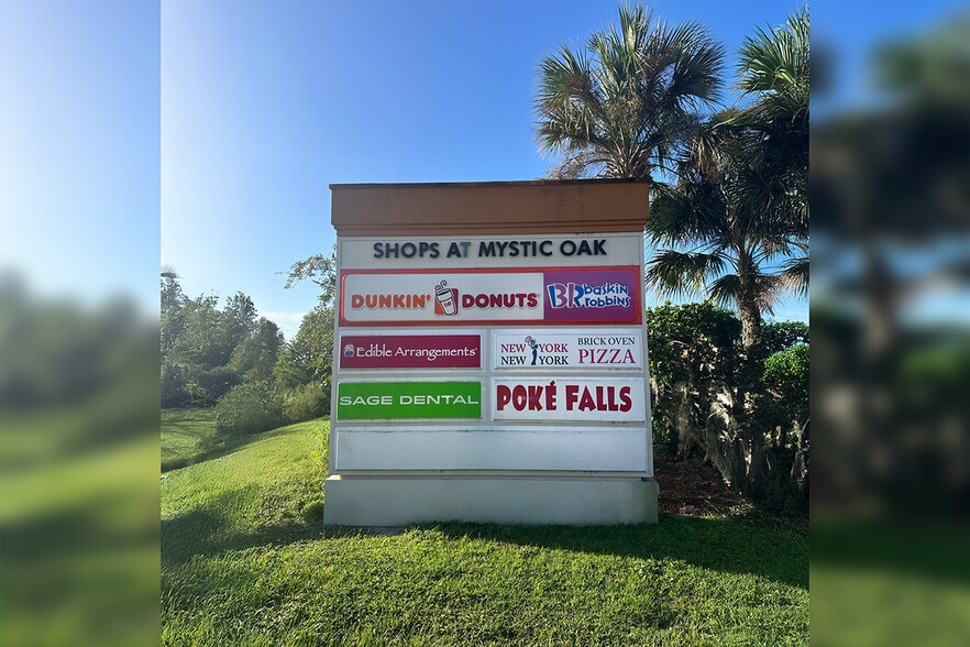 3749 Bruce B Downs Blvd, Wesley Chapel, FL for lease - Building Photo - Image 3 of 5