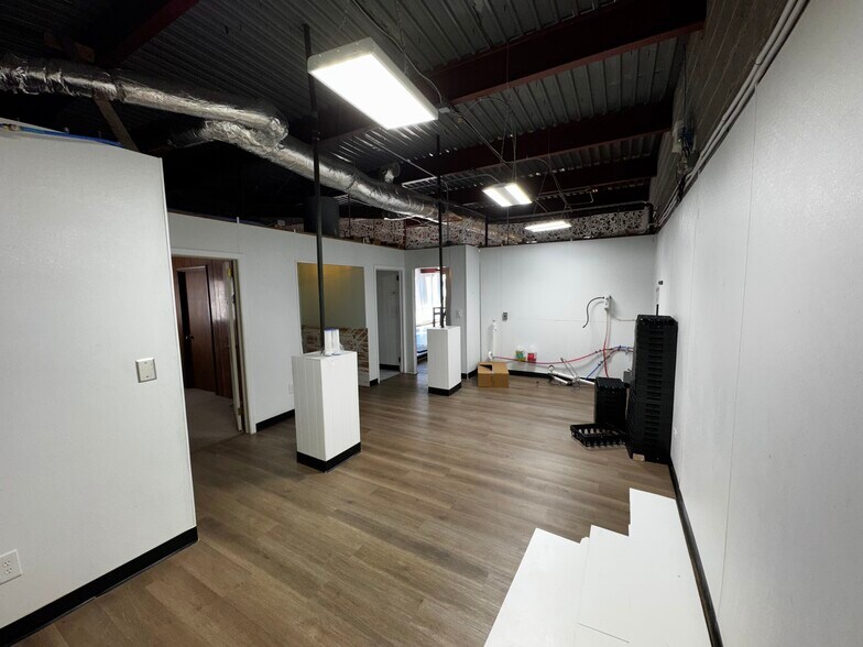 2830 Wade Hampton Blvd, Taylors, SC à louer - Photo du bâtiment - Image 3 de 6