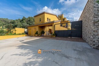 Plus de détails pour Commerce de détail à louer