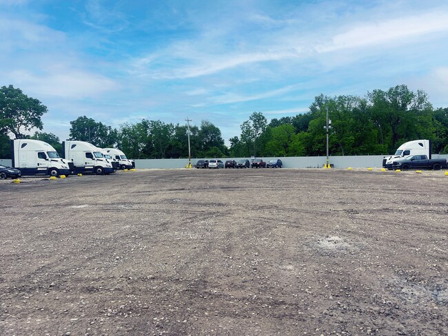 More details for 3130 Valleyview Dr, Columbus, OH - Land for Lease