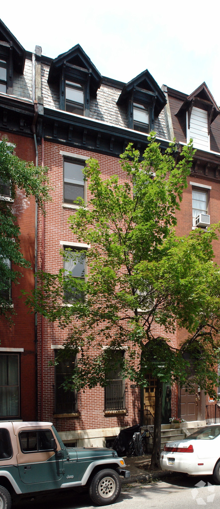 2027 Pine St, Philadelphia, PA à vendre Photo du bâtiment- Image 1 de 2