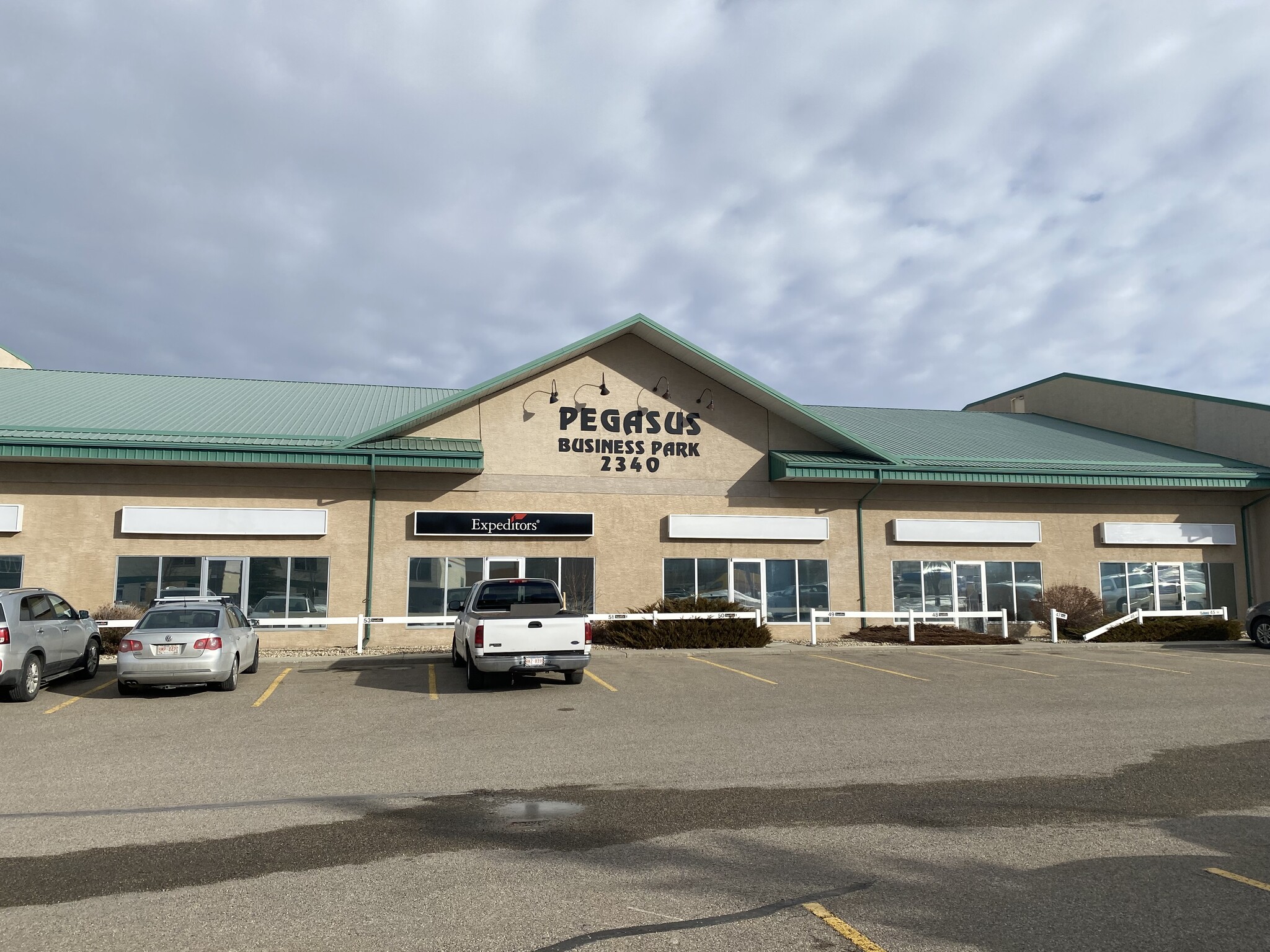 2340 Pegasus Way NE, Calgary, AB for lease Primary Photo- Image 1 of 20