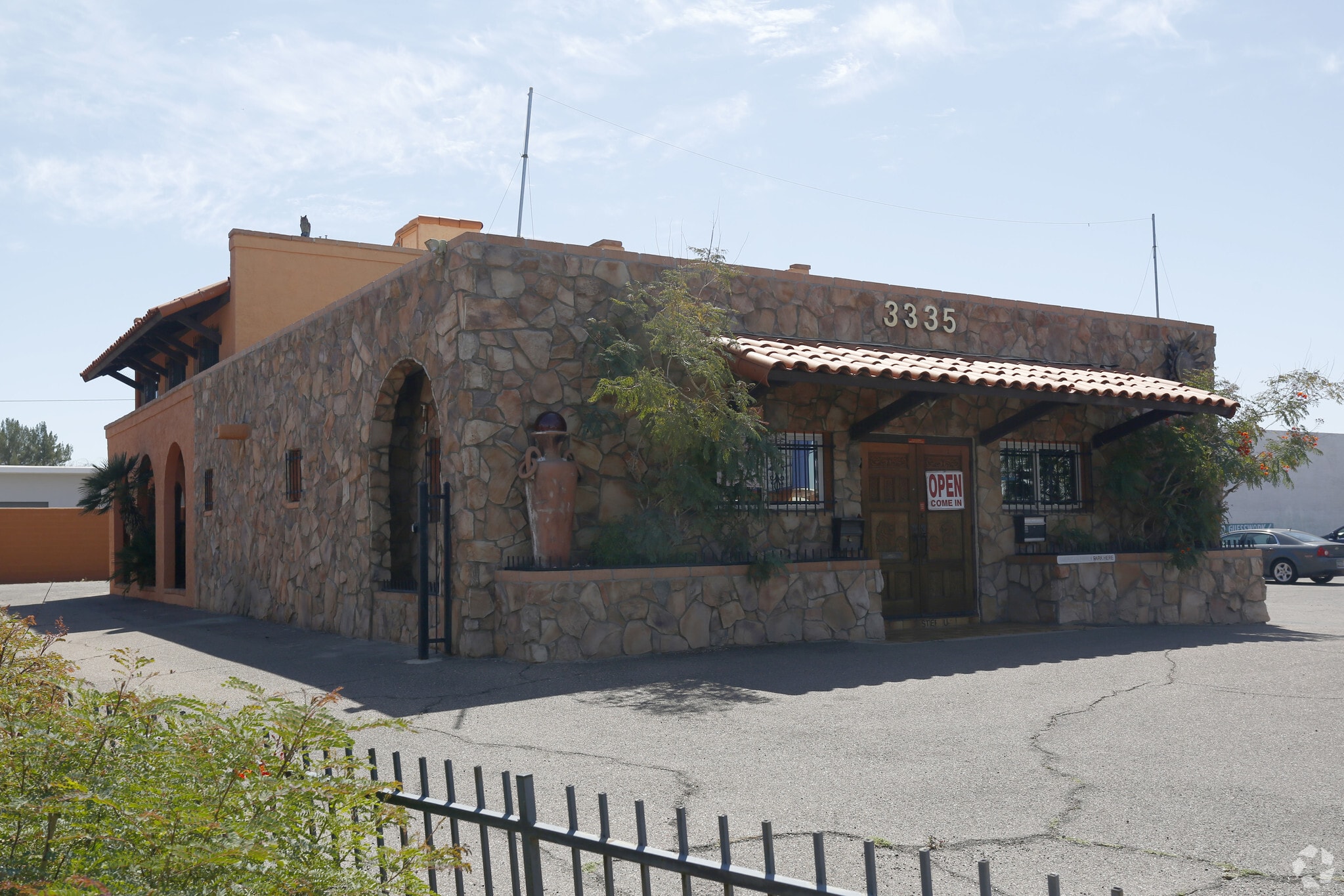 3335 N 16th St, Phoenix, AZ for sale Primary Photo- Image 1 of 56